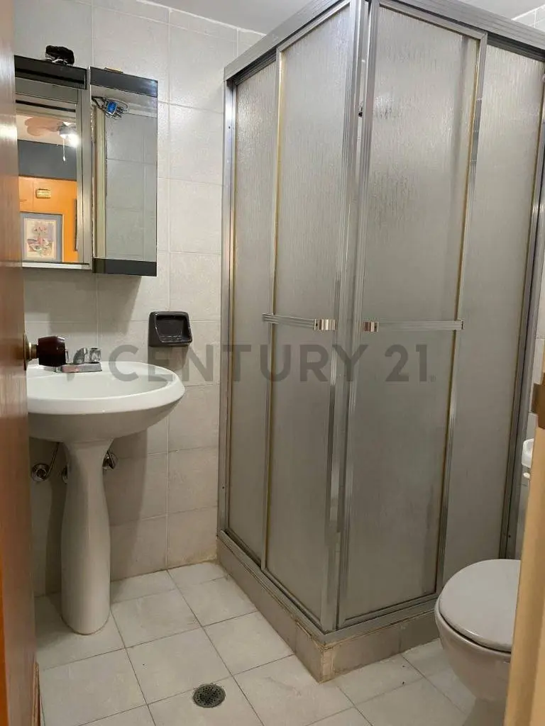 Alquiler de Apartamento en Tanaguarenas, La Guaira - Edificio con Piscina - 7