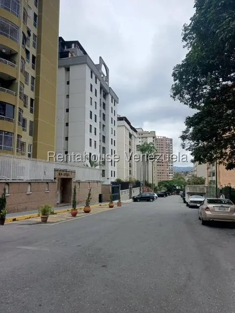 Apartamento (1 Nivel) en Venta en Lomas del Avila, Distrito Metropolitano - 10