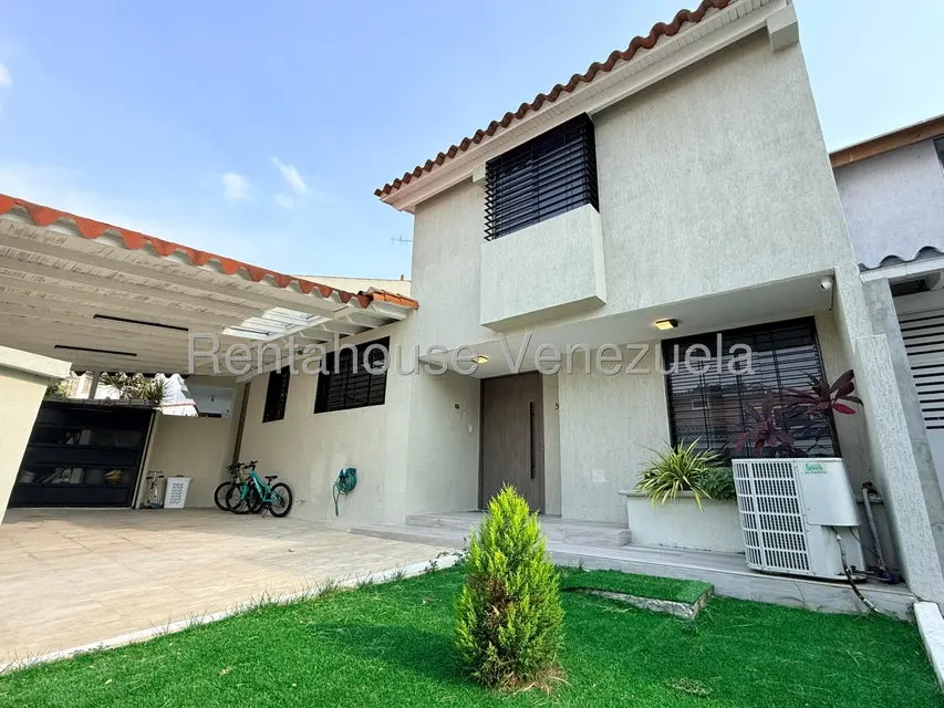 Casa (Duplex) en Venta en El Pedregal, Lara - 2