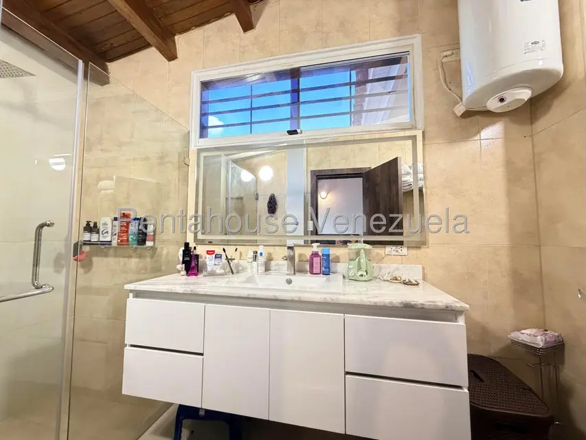 Casa (Duplex) en Venta en El Pedregal, Lara - 28