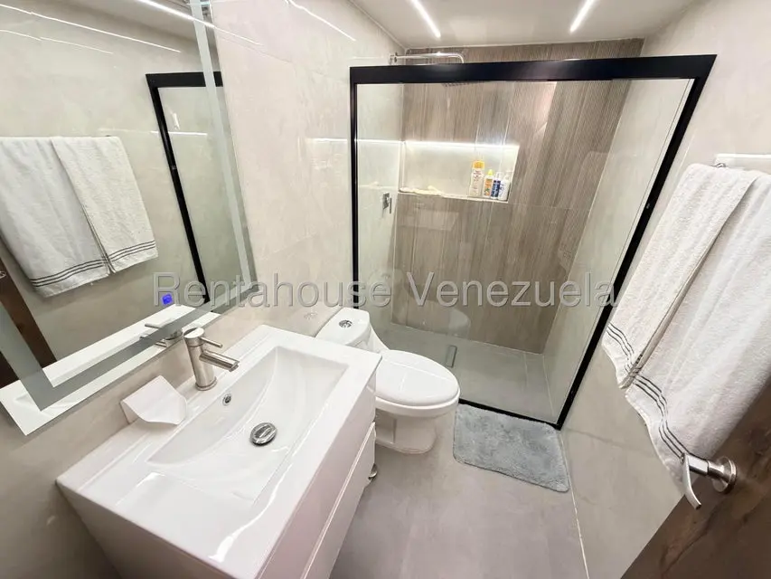 Casa (Duplex) en Venta en El Pedregal, Lara - 37