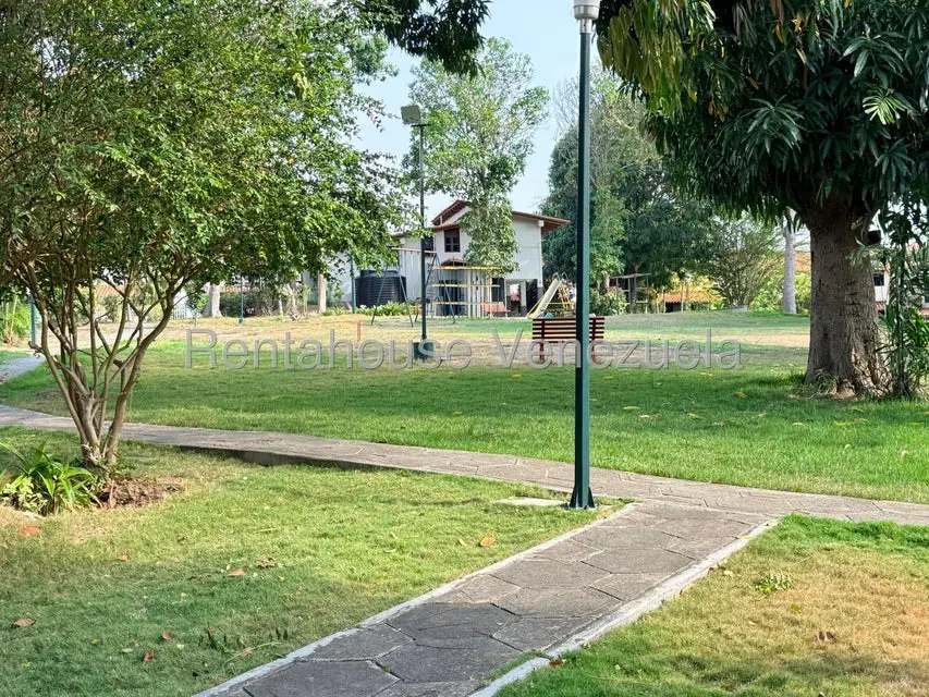 Casa (Duplex) en Venta en El Pedregal, Lara - 53