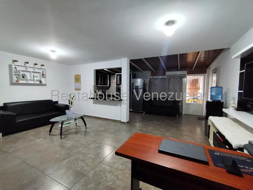 Casa (Duplex) en Venta en Villa Colonial, Portuguesa - 2