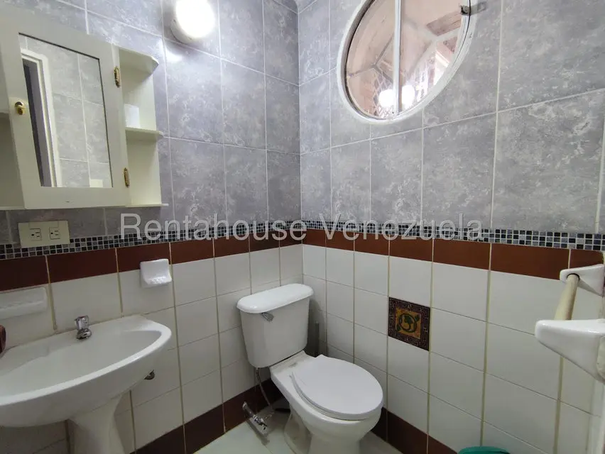 Casa (Duplex) en Venta en Villa Colonial, Portuguesa - 3