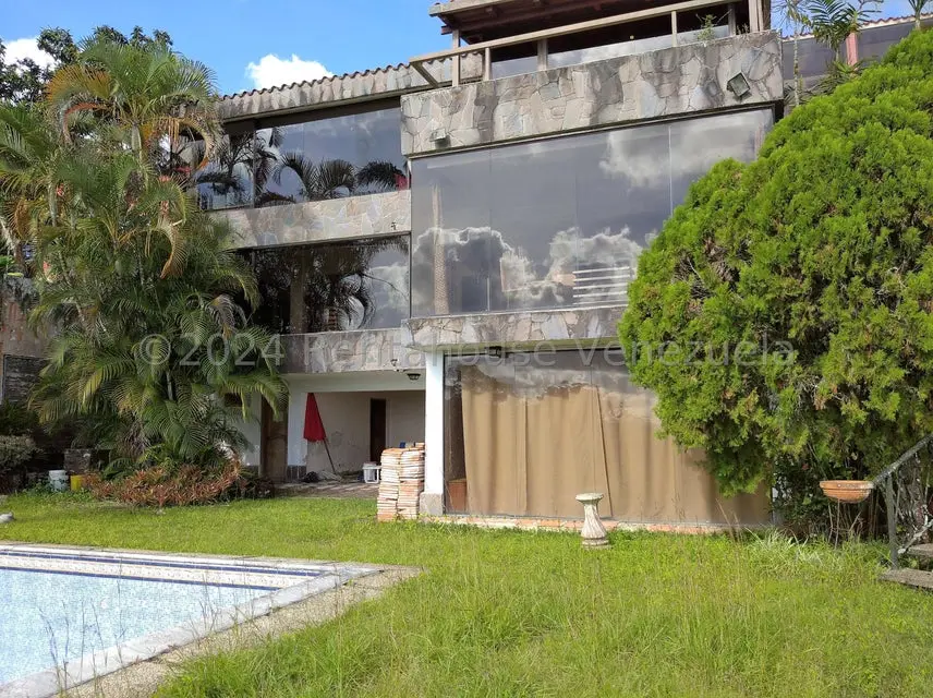 Casa (Multipes Niveles) en Venta en La Lagunita Country Club, Distrito Metropolitano - 5