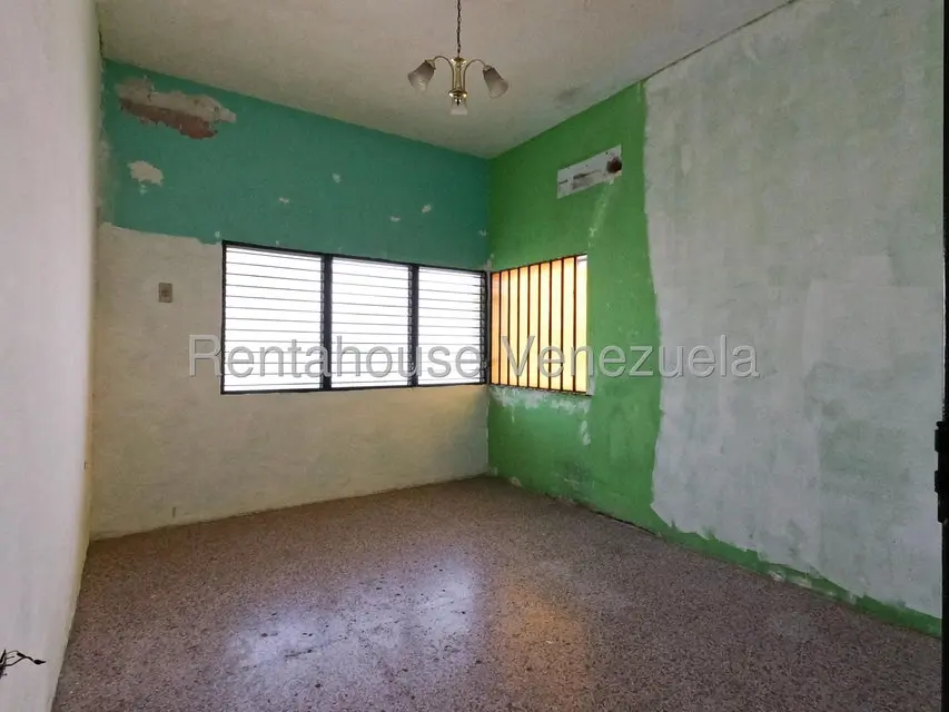 Casa (Duplex) en Venta en Parroquia Catedral, Lara - 11