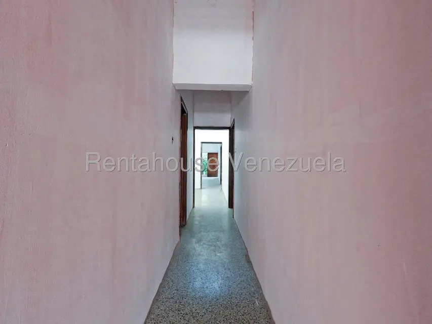 Casa (Duplex) en Venta en Parroquia Catedral, Lara - 12