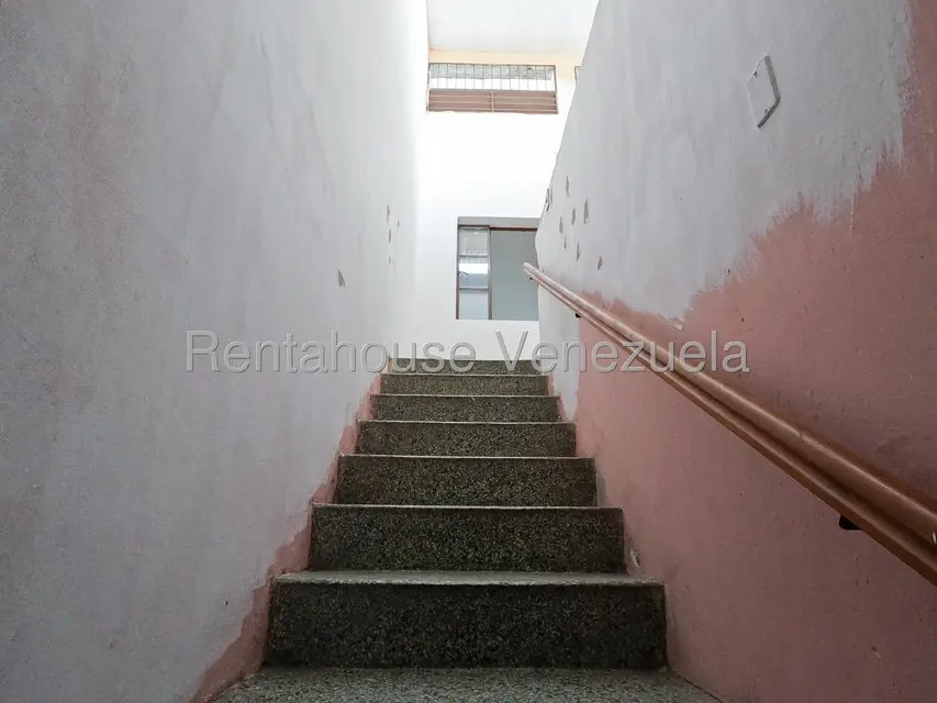 Casa (Duplex) en Venta en Parroquia Catedral, Lara - 13