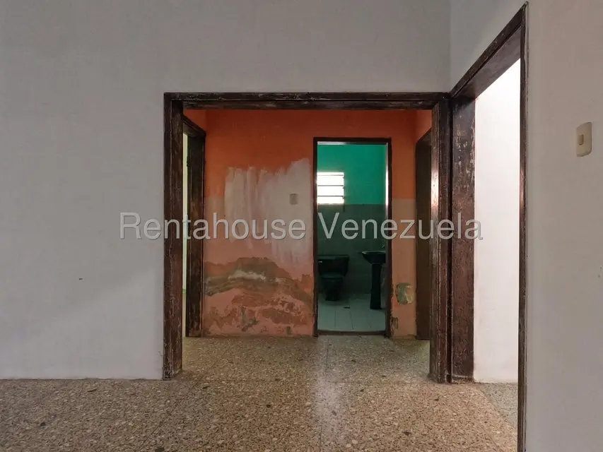 Casa (Duplex) en Venta en Parroquia Catedral, Lara - 9