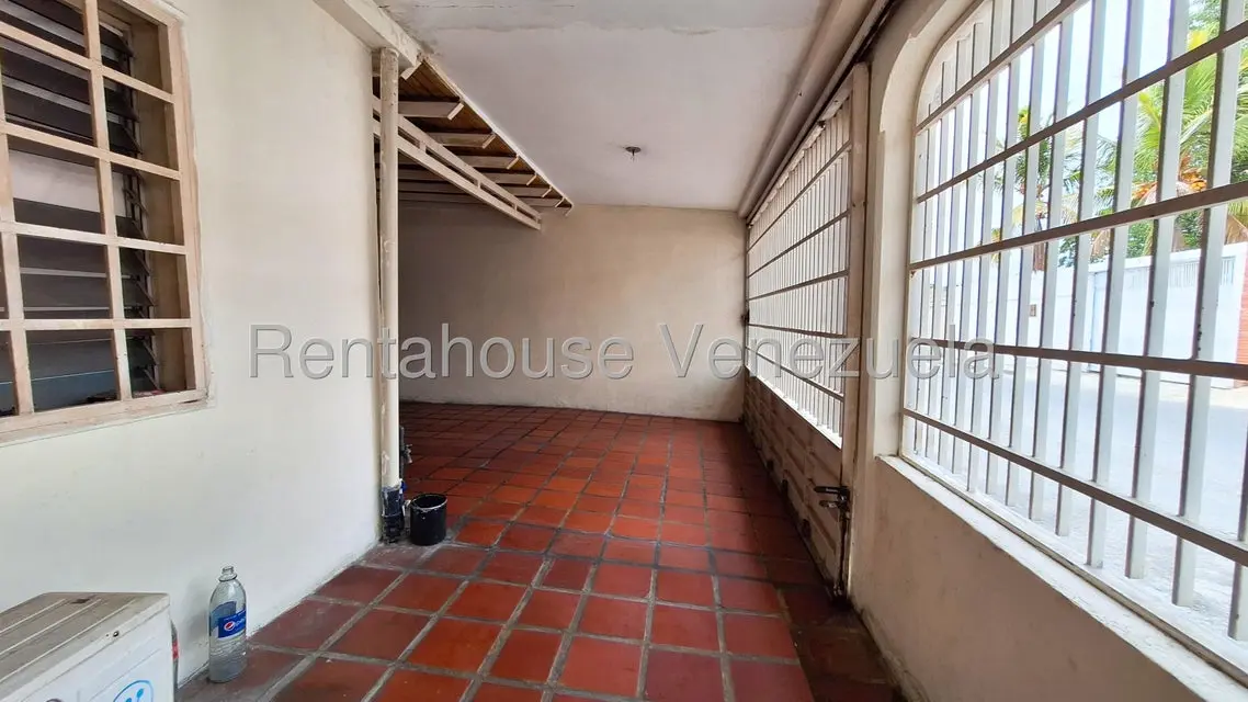 Casa (1 Nivel) en Venta en Los Pinos, Lara - 11