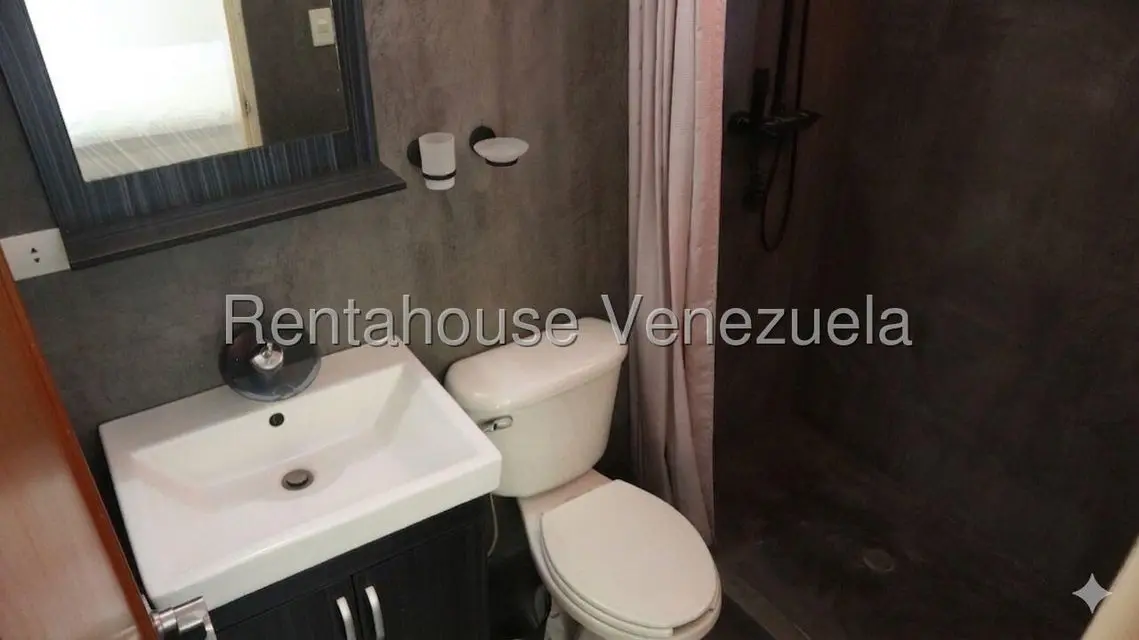 Apartamento (1 Nivel) en Venta en Colinas de La Tahona, Distrito Metropolitano - 11