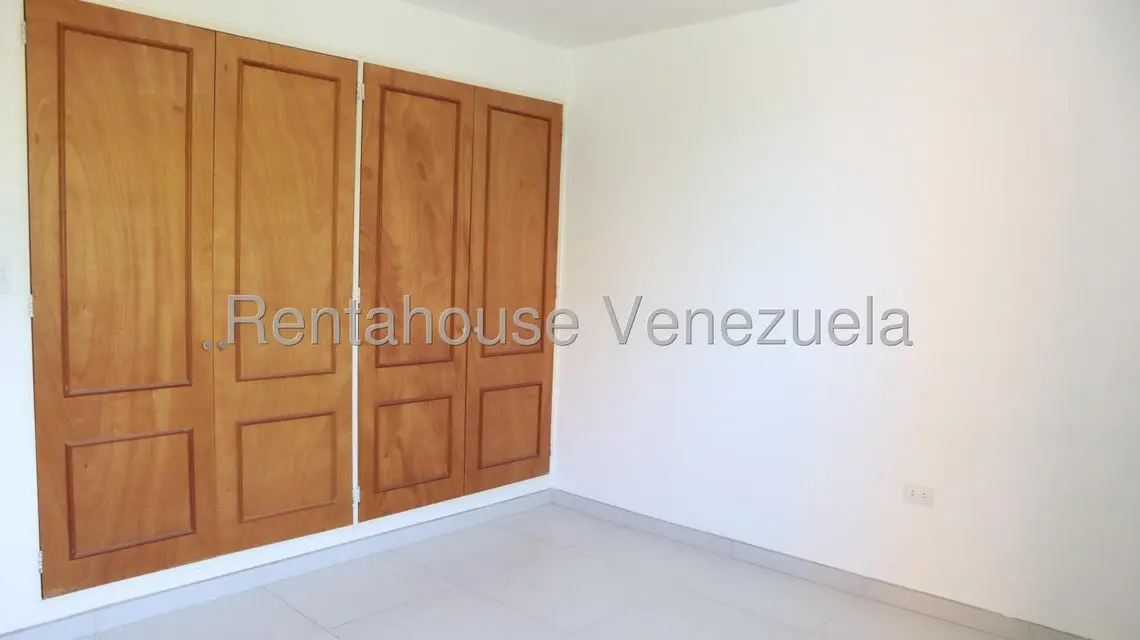 Apartamento (1 Nivel) en Venta en Colinas de La Tahona, Distrito Metropolitano - 14
