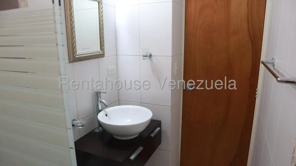 Apartamento (1 Nivel) en Venta en Colinas de La Tahona, Distrito Metropolitano - 16