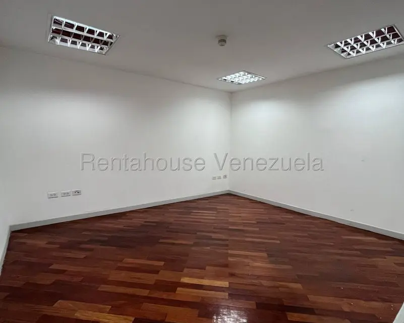 Casa (Duplex) en Alquiler en Altamira, Distrito Metropolitano - 25