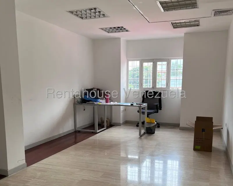 Casa (Duplex) en Alquiler en Altamira, Distrito Metropolitano - 28