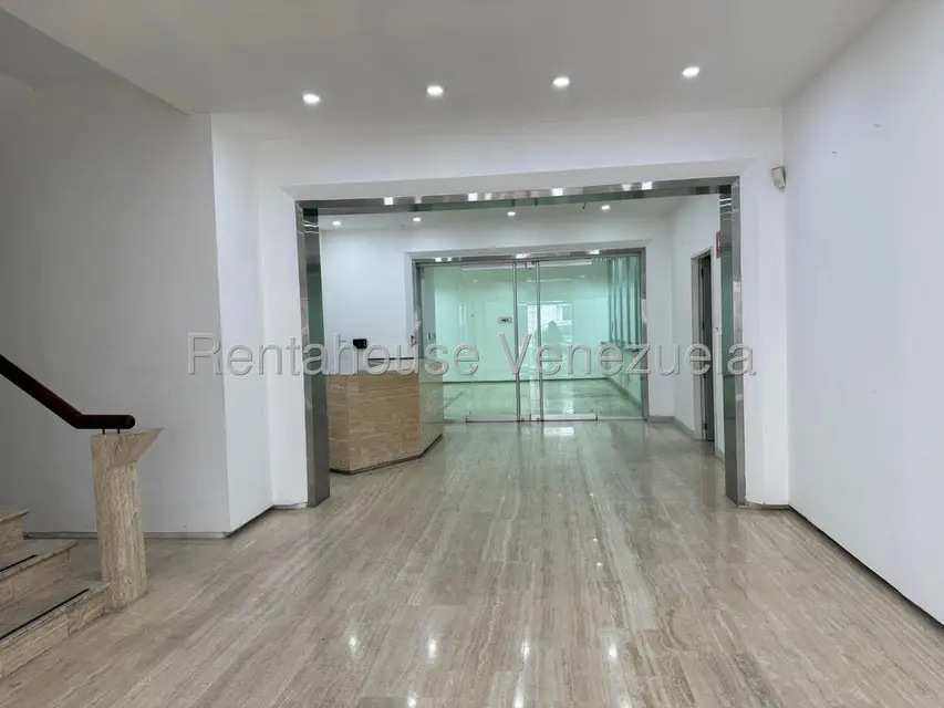 Casa (Duplex) en Alquiler en Altamira, Distrito Metropolitano - 4