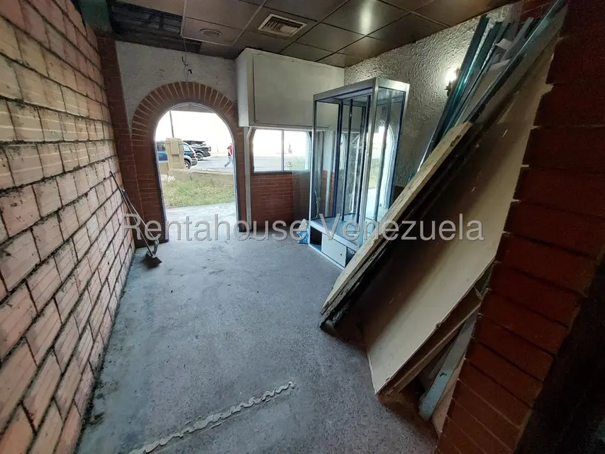 Comercial (Local Comercial) en Alquiler en La Paz, Distrito Metropolitano - 5