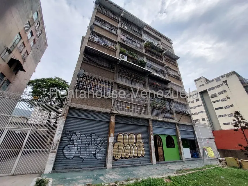 Comercial (Local Comercial) en Alquiler en La Paz, Distrito Metropolitano - 8