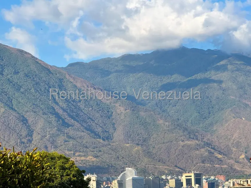 Casa (Multipes Niveles) en Venta en Valle Arriba, Distrito Metropolitano - 21