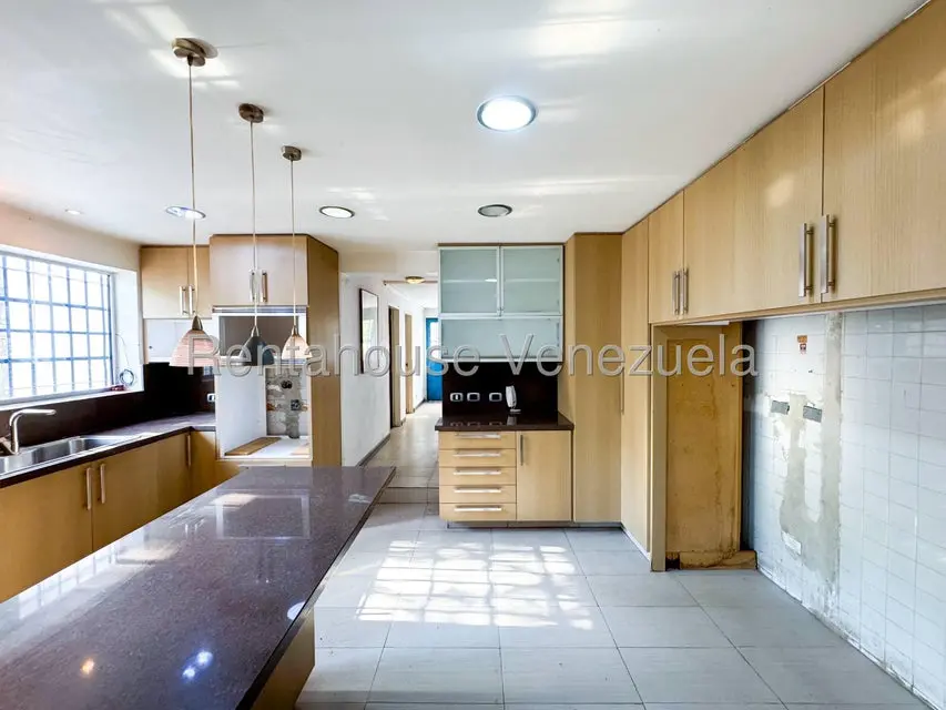 Casa (Multipes Niveles) en Venta en Valle Arriba, Distrito Metropolitano - 34