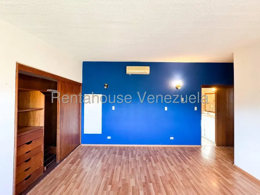 Casa (Multipes Niveles) en Venta en Valle Arriba, Distrito Metropolitano - 48