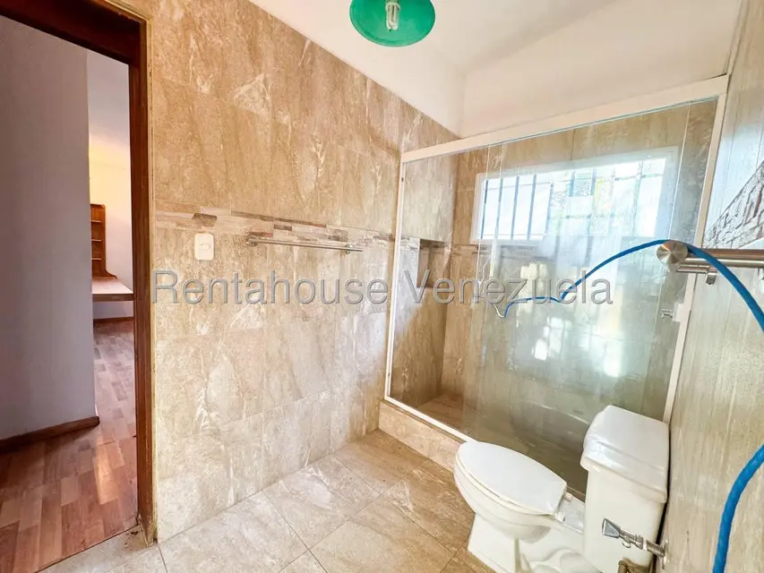 Casa (Multipes Niveles) en Venta en Valle Arriba, Distrito Metropolitano - 52