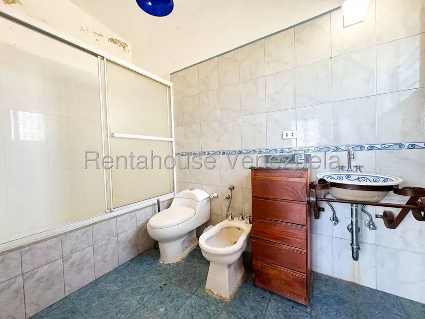 Casa (Multipes Niveles) en Venta en Valle Arriba, Distrito Metropolitano - 57