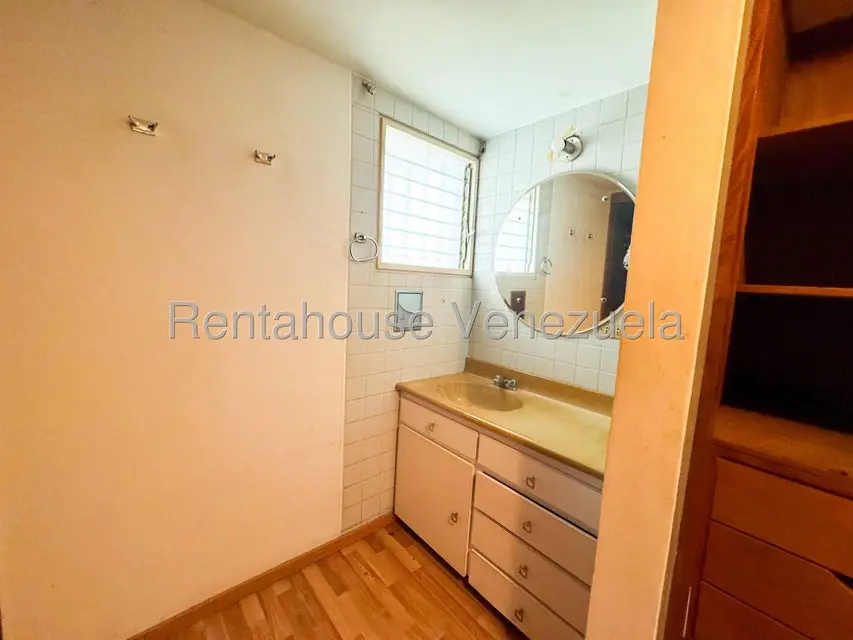 Casa (Multipes Niveles) en Venta en Valle Arriba, Distrito Metropolitano - 59