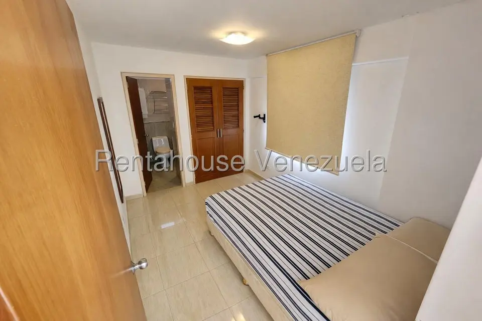 Apartamento (1 Nivel) en Venta en Carenero, Miranda - 16