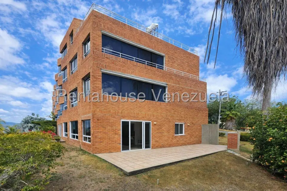 Apartamento (1 Nivel) en Venta en Carenero, Miranda - 21