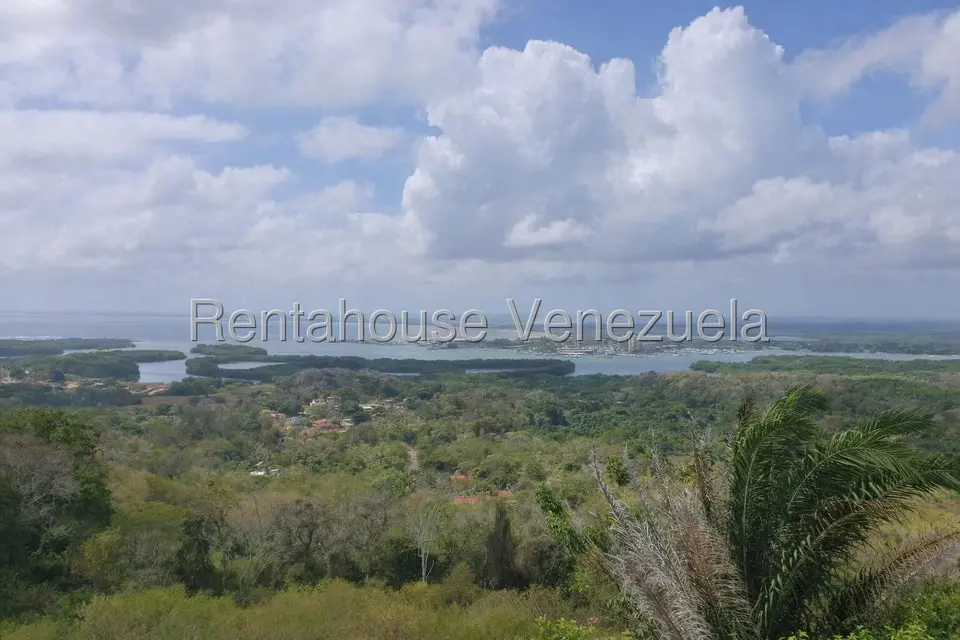 Apartamento (1 Nivel) en Venta en Carenero, Miranda - 23