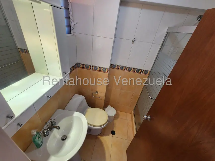 Apartamento (1 Nivel) en Venta en Carenero, Miranda - 7
