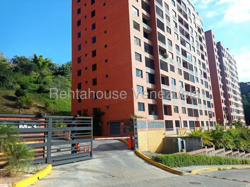 Apartamento (1 Nivel) en Alquiler en Colinas de La Tahona, Distrito Metropolitano - 28