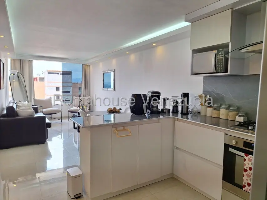 Apartamento (1 Nivel) en Alquiler en Colinas de La Tahona, Distrito Metropolitano - 7
