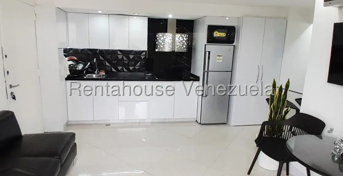 Apartamento (1 Nivel) en Alquiler en La Boyera, Distrito Metropolitano - 3