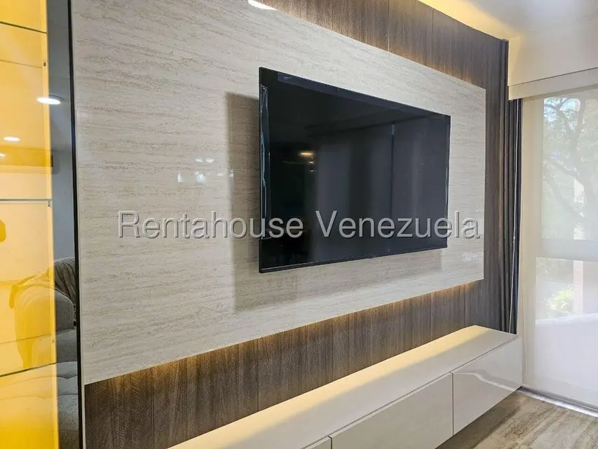 Apartamento (1 Nivel) en Alquiler en El Rosal, Distrito Metropolitano - 17