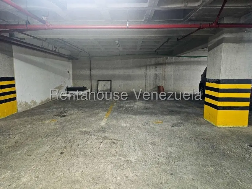 Apartamento (1 Nivel) en Alquiler en El Rosal, Distrito Metropolitano - 48