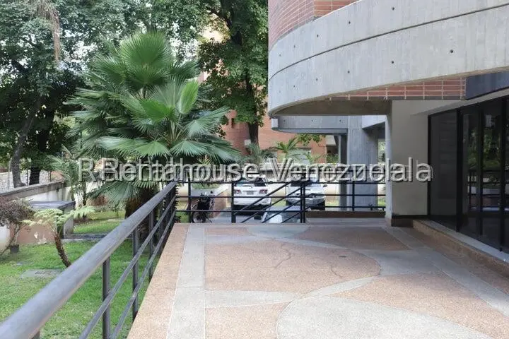 Apartamento (1 Nivel) en Alquiler en El Rosal, Distrito Metropolitano - 8