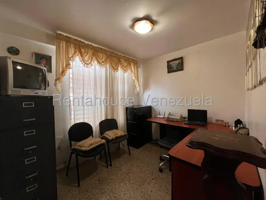 Casa (Multipes Niveles) en Venta en Zona Oeste, Lara - 33