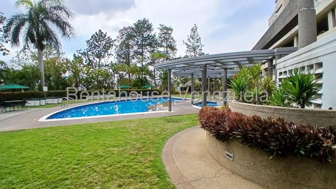 Apartamento (1 Nivel) en Alquiler en Las Esmeraldas, Distrito Metropolitano - 15