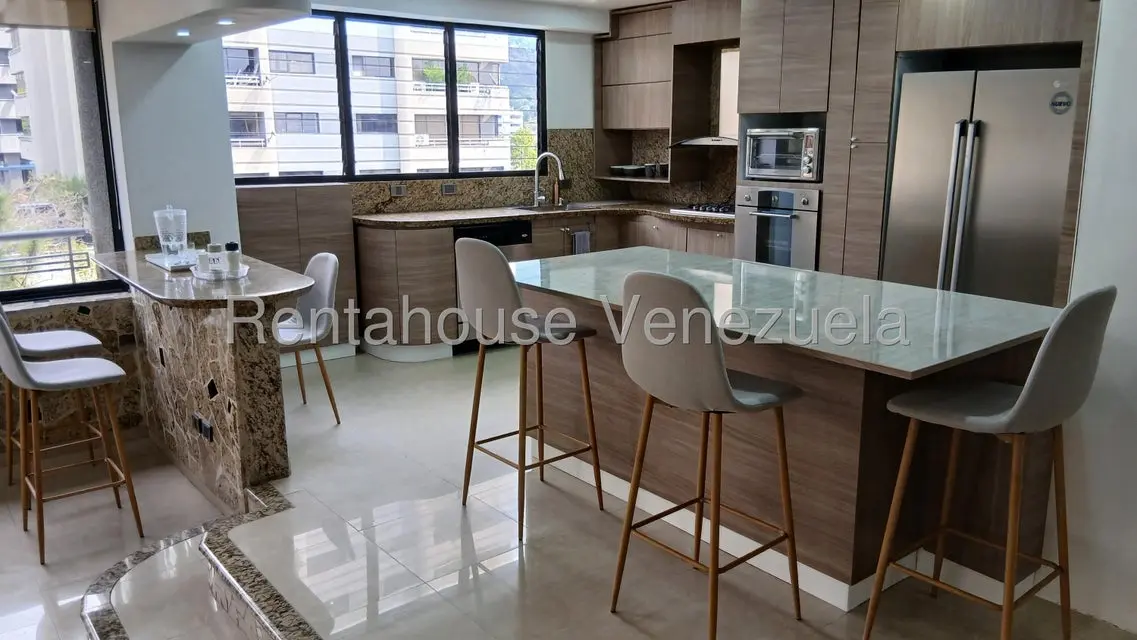 Apartamento (1 Nivel) en Alquiler en Las Esmeraldas, Distrito Metropolitano - 22