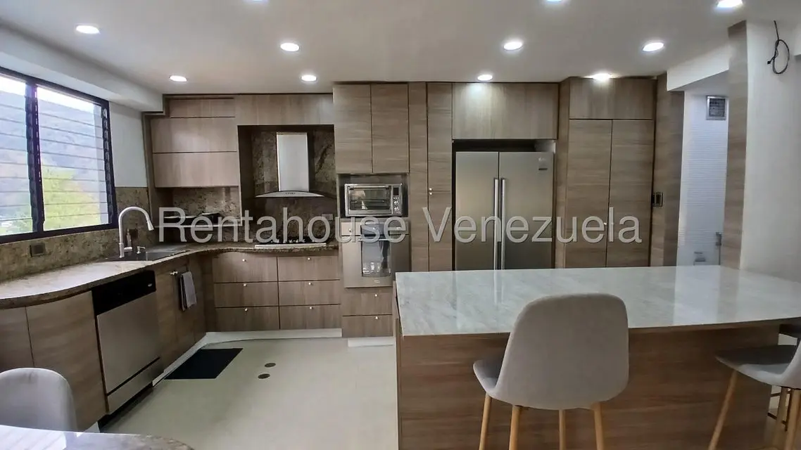 Apartamento (1 Nivel) en Alquiler en Las Esmeraldas, Distrito Metropolitano - 26