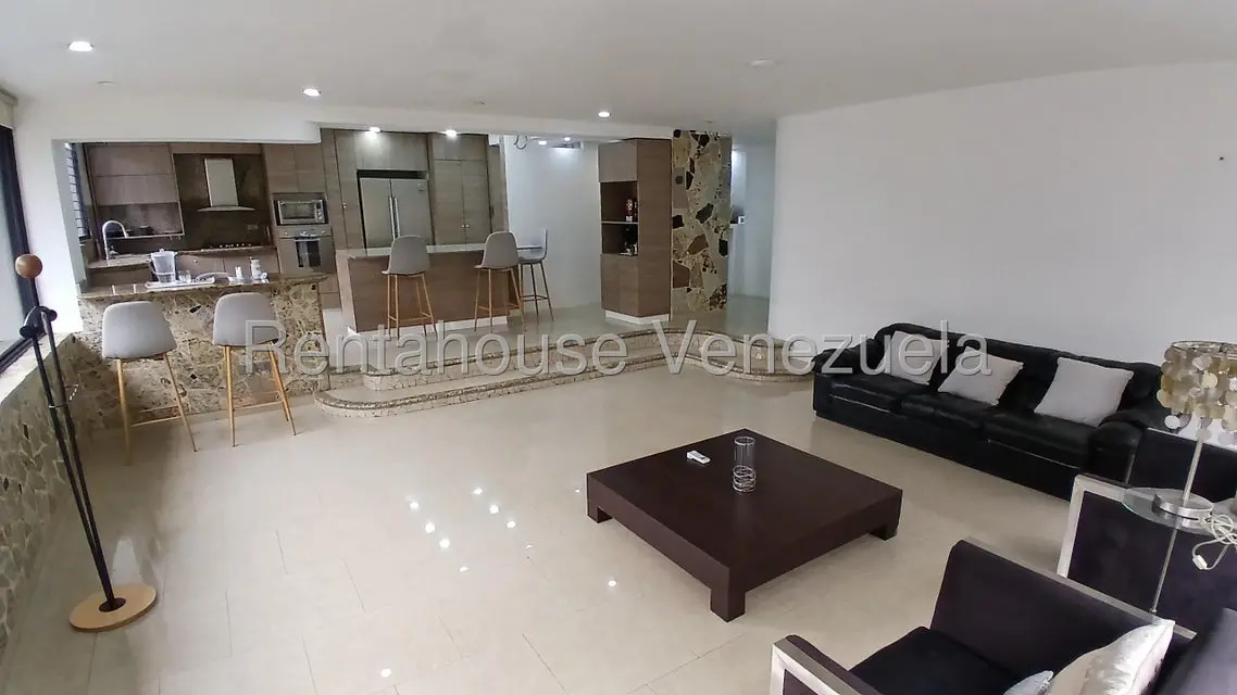 Apartamento (1 Nivel) en Alquiler en Las Esmeraldas, Distrito Metropolitano - 40