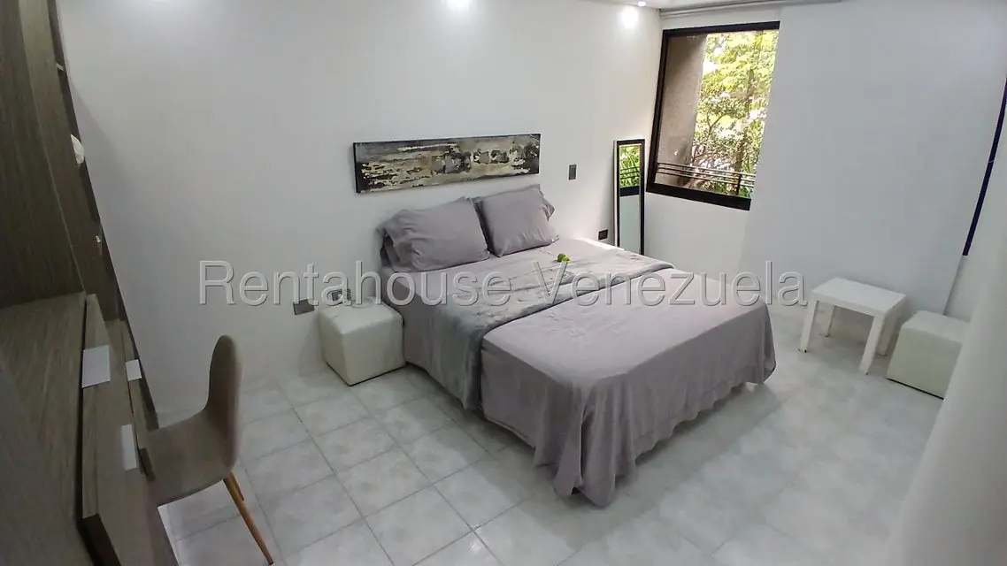 Apartamento (1 Nivel) en Alquiler en Las Esmeraldas, Distrito Metropolitano - 50