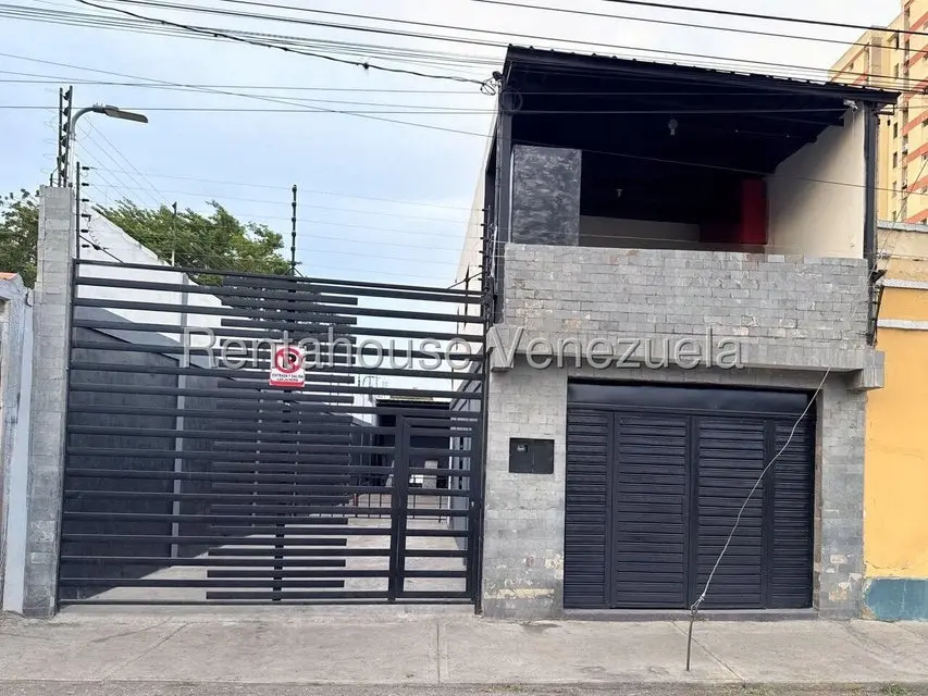 Comercial (Local Comercial) en Venta en Parroquia Concepcion, Lara - 2