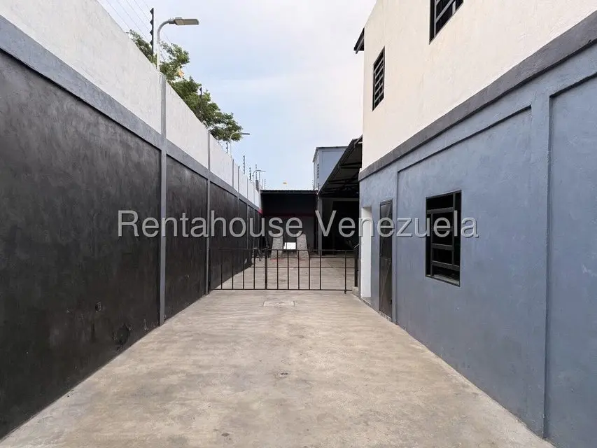 Comercial (Local Comercial) en Venta en Parroquia Concepcion, Lara - 3