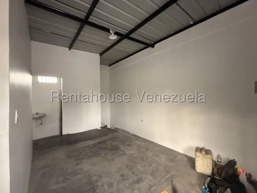 Comercial (Local Comercial) en Venta en Parroquia Concepcion, Lara - 33