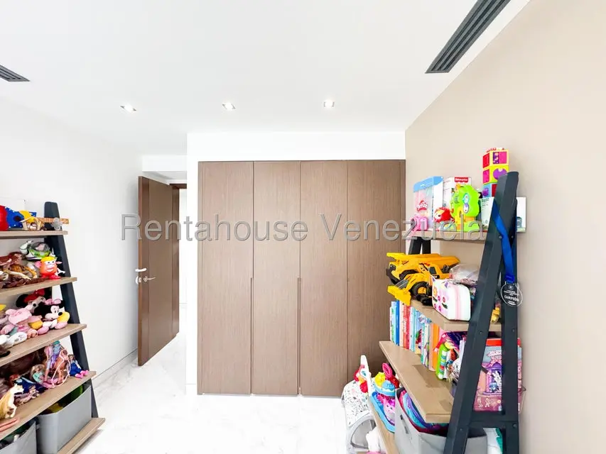 Apartamento (1 Nivel) en Venta en Los Naranjos de Las Mercedes, Distrito Metropolitano - 31