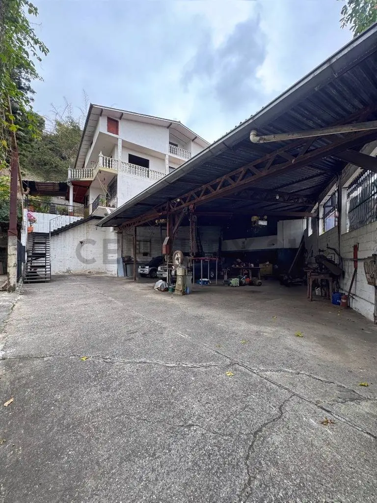 Casa Con Galpón Industrial | Filas De Mariche | 514m2 Terreno - 2