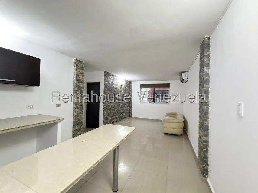 Apartamento (1 Nivel) en Alquiler en Conjunto Residencial Los Angeles, Aragua - 5